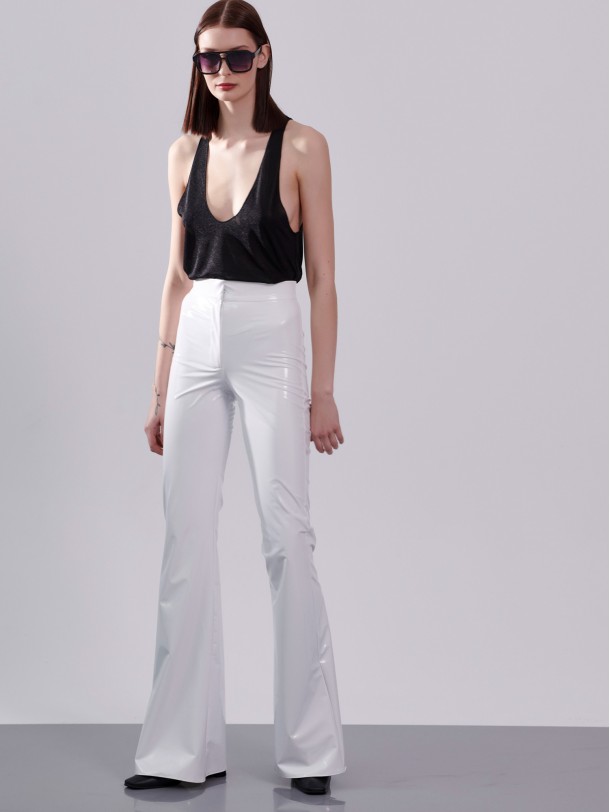 Παντελόνι λευκό βινύλ καμπάνα COURTNEY | Libelloula Μοντέρνα γυναικεία ρούχα