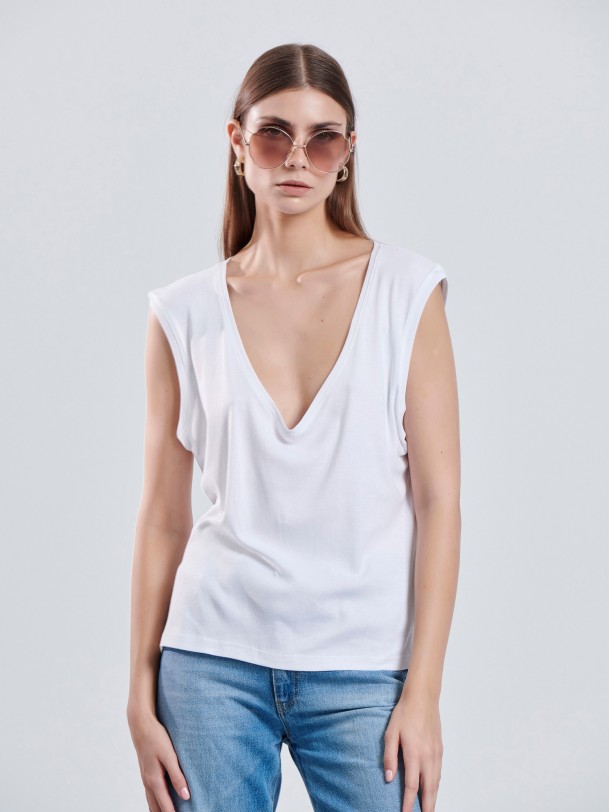 Aμάνικο τόπ λευκό με V λαιμόκοψη IRIS | Libelloula Μοντέρνα γυναικεία ρούχα