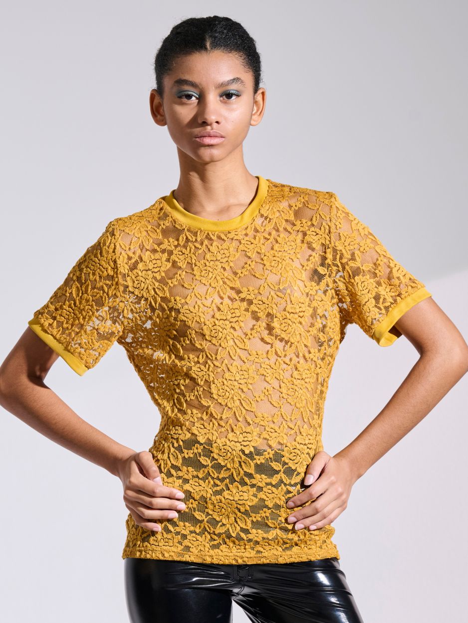 Yellow lace top Kammy